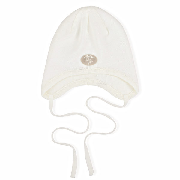 Lillelam_Babylue classic_hvit Tynn babylue med knyting i 100% merinoull fra Lillelam i fargen hvit