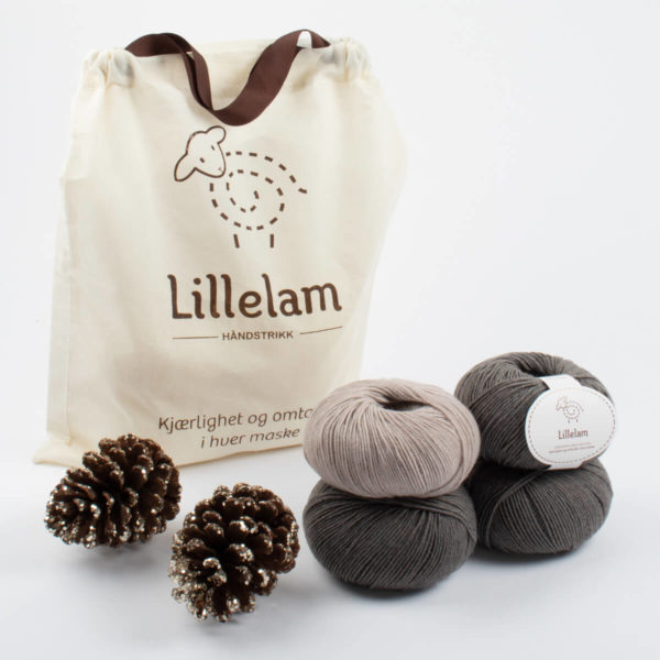 Lillelam_Strikkepakke_brun