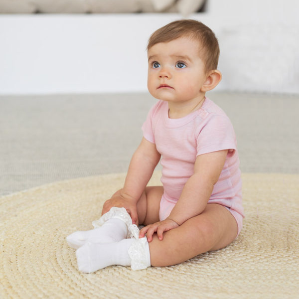 Lillelam_body kort erm_rosa